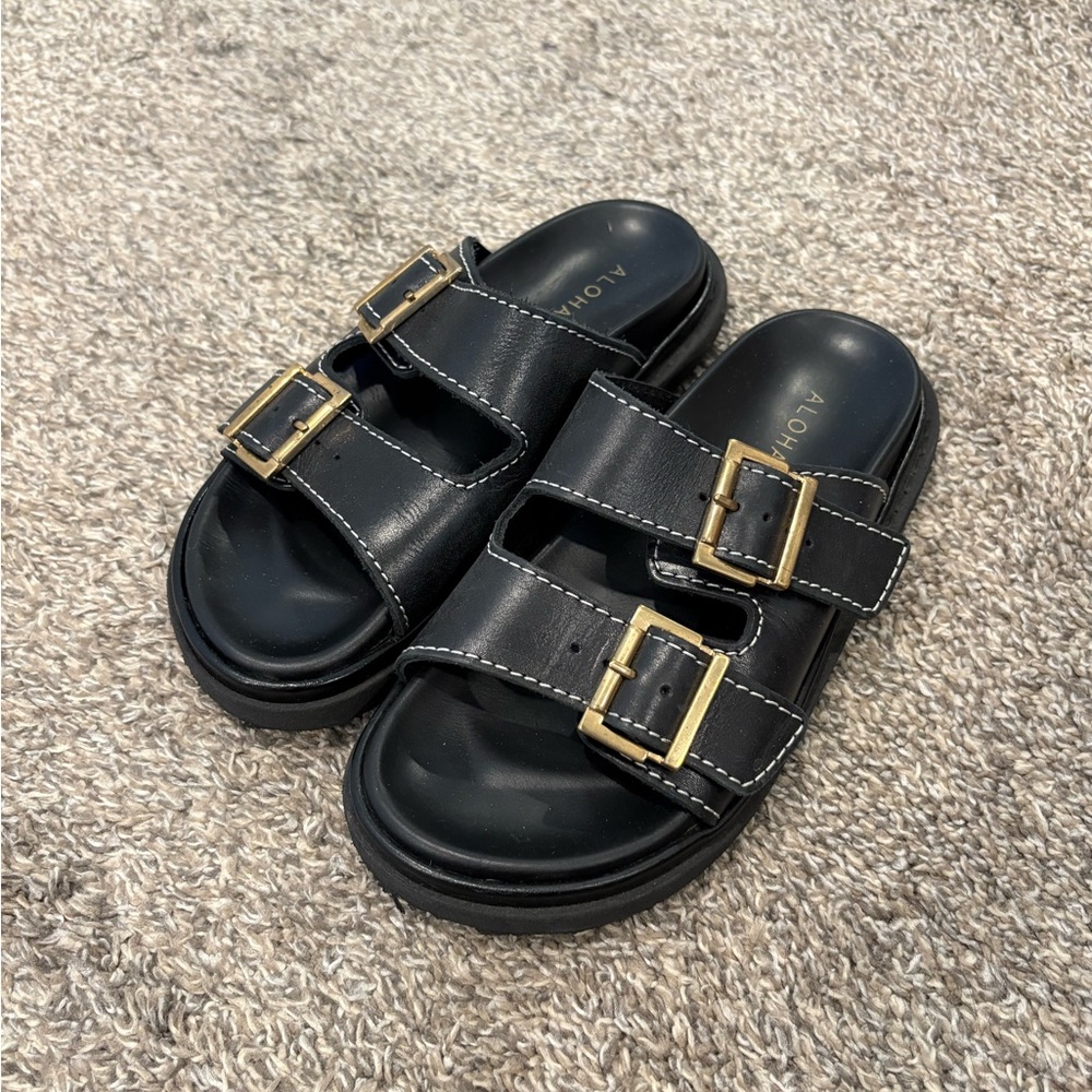 ALOHAS Buckle Strap Leather Sandal